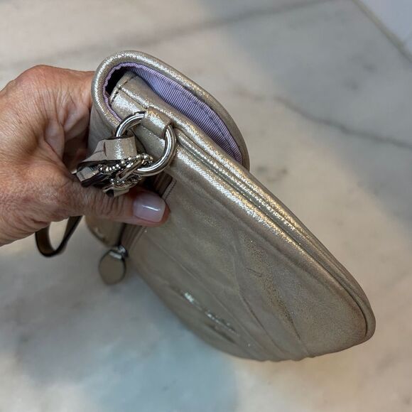 Coach Metallic Champagne Gold Shimmer Pleated Leather XL Wristlet Clutch F45263 - Picture 9 of 15